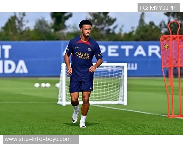 扎伊尔埃梅里：很享受在巴黎踢球的感觉，我的跑动对抗仍需提高